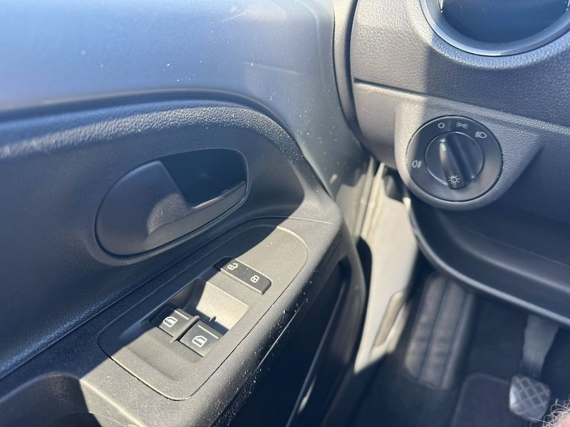 Škoda Citigo (2015) 1,0 MPI 44 KW 1. MAJ SŠA - fotka 25 z 50