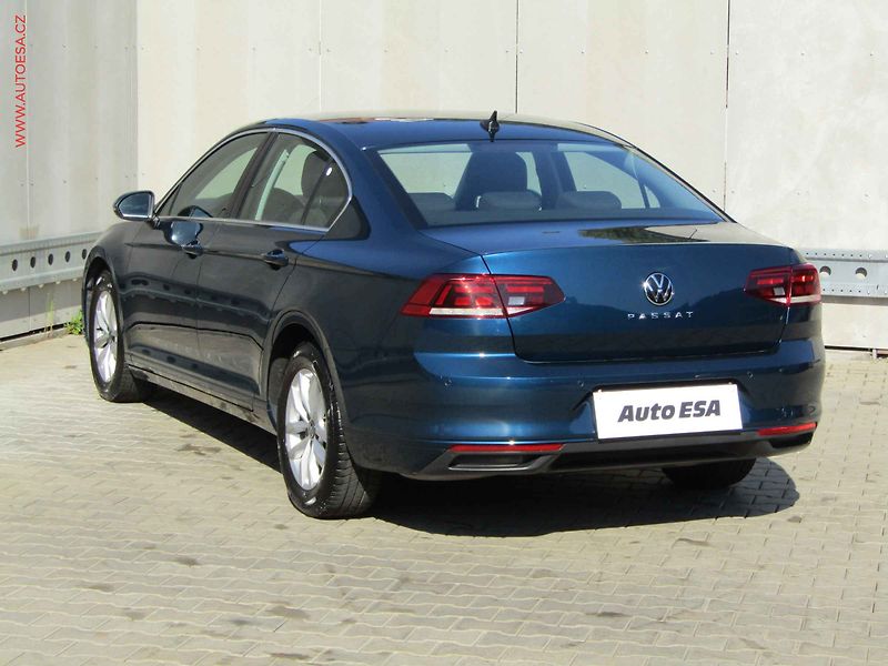 Volkswagen Passat (2020) 1.5 TSi, ČR, LED, park.čidla - fotka 6 z 20