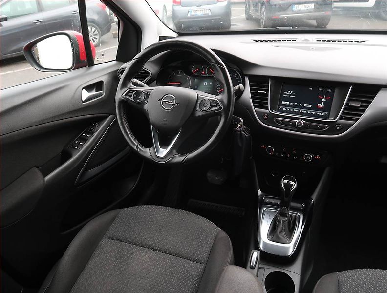 Opel Crossland X (2019) 1.2 Turbo, Automat, Serv.kniha - fotka 7 z 19