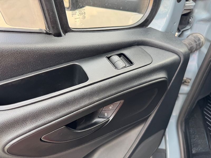 Mercedes-Benz Sprinter (2022) 317 CDI LED 10 palet - fotka 12 z 42