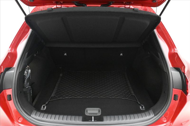 Kia XCeed 1,5 T-GDi 117 kW Exclusiv Záru - fotka 10 z 29