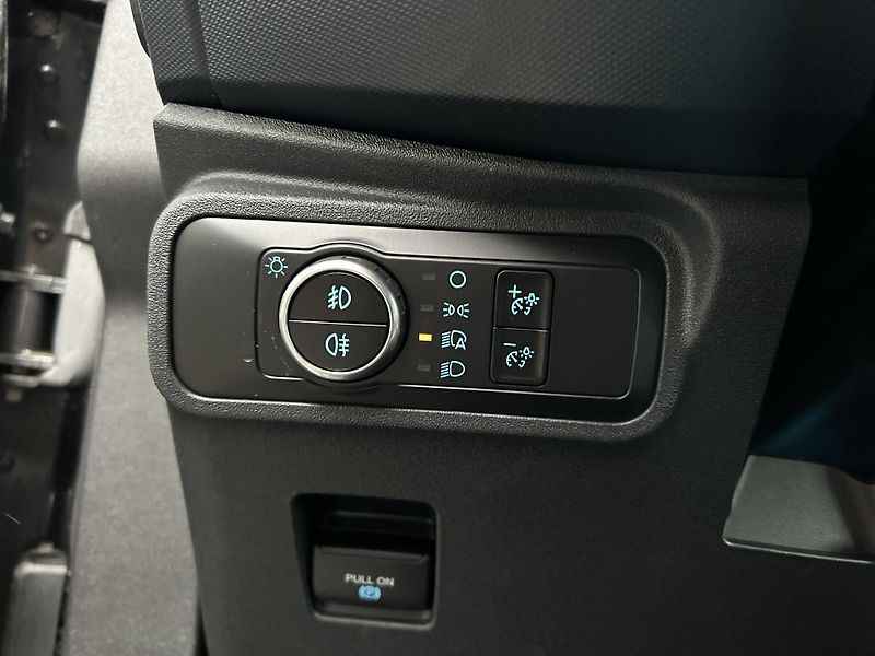 Ford Bronco 2.7 EcoBoost 246kW OUTER BANKS - fotka 20 z 37