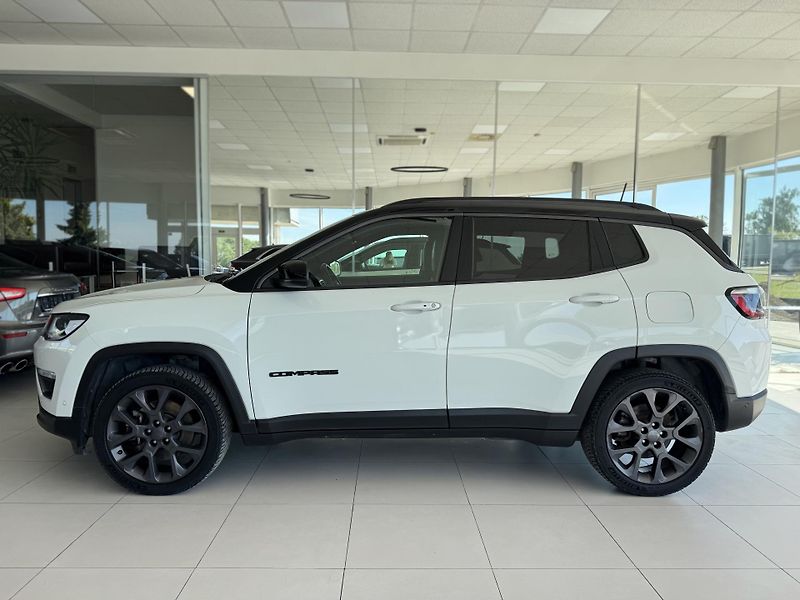 Jeep Compass S 4xe 1,3T 177kW*REZERVACE! - fotka 8 z 37