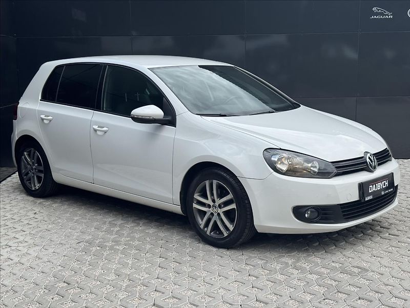 Volkswagen Golf 1,2 TSI 77kW Comfortline ČR - fotka 2 z 30
