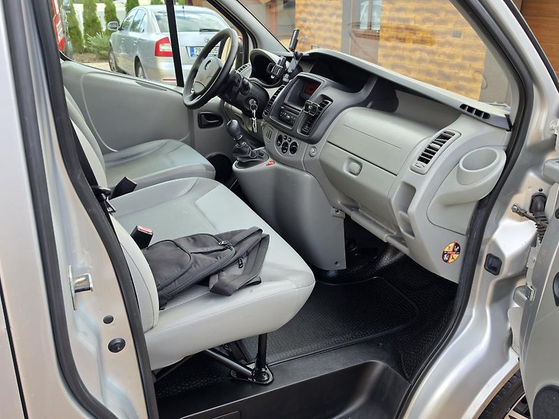Opel Vivaro 2.0CDTi 84kW 6-MÍST*KLIMA*T.Z. - fotka 29 z 39