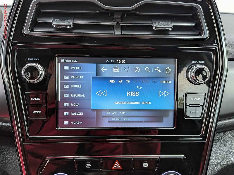 SsangYong Tivoli (2023) 1.5T, ČR, AC, tempo, kamera - fotka 11 z 15