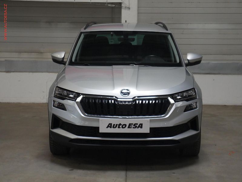 Škoda Karoq (2022) 1.5 TSi, 2.maj,ČR, Style, AT - fotka 2 z 21