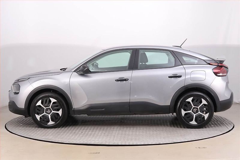 Citroën C4 (2025) 1.2 PureTech, ČR,1.maj - fotka 3 z 17