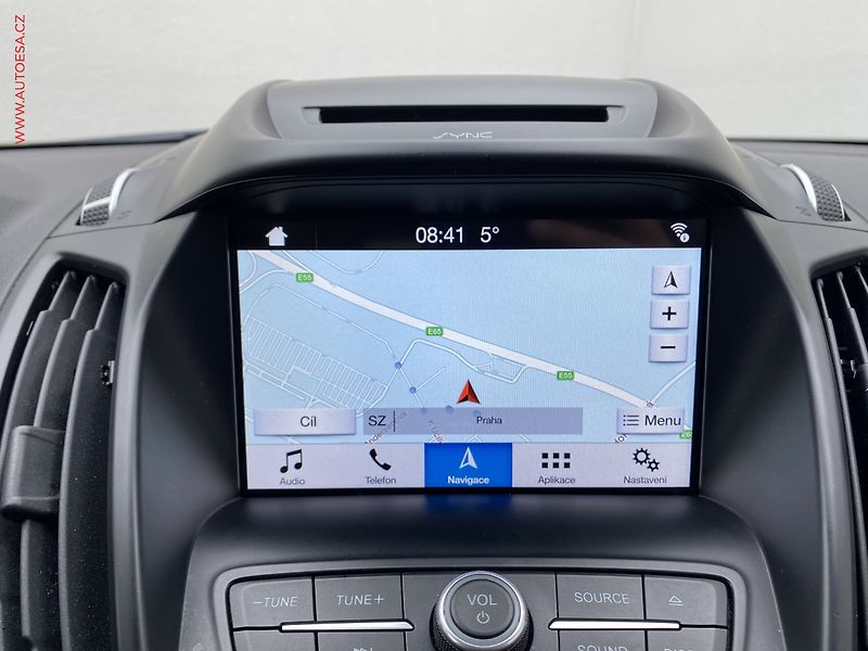Ford Kuga (2018) 2.0 TDCi 4x4, Titanium, AT - fotka 17 z 18