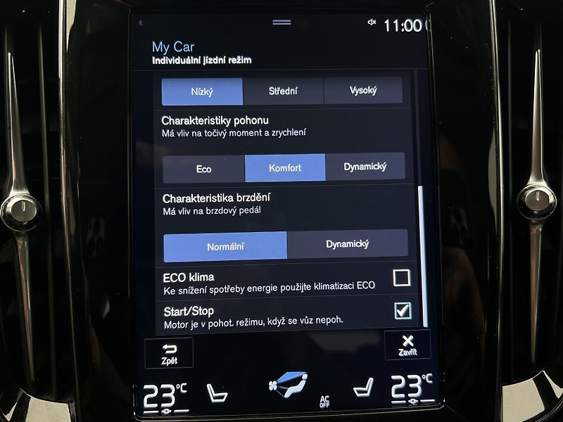 Volvo V60 CC D4 AWD AUT CZ 1. maj. - fotka 35 z 43