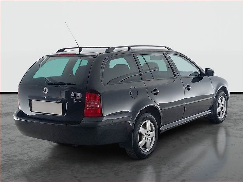 Škoda Octavia (2011) 1.6 - fotka 5 z 15