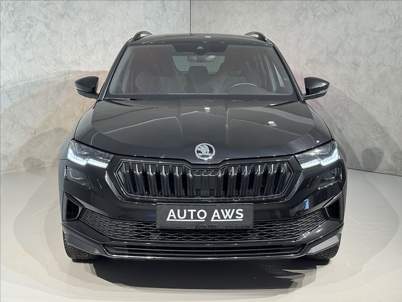 Škoda Karoq 2,0 TDi  DSG 4x4 Sportline LED - fotka 2 z 44