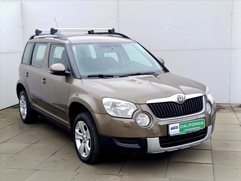Škoda Yeti 1,6 TDi Navi Klima Tempomat - fotka 4 z 34