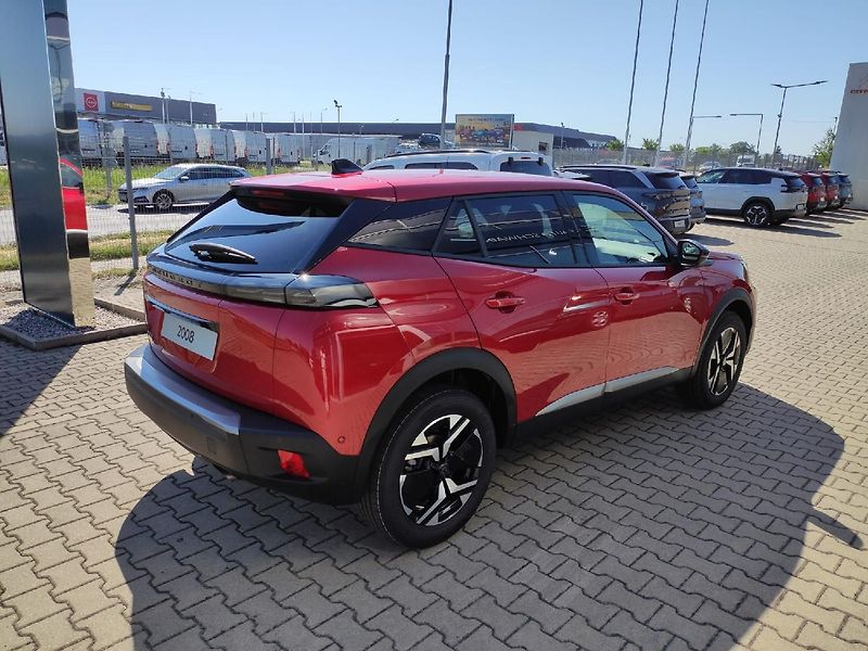 Peugeot 2008 (2026) ALLURE 1.2 TURBO 100k 2xkamera - fotka 4 z 27