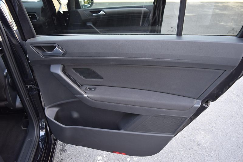 Volkswagen Touran (2018) 1.5TSI 110kw ED. JOIN LED NAVI - fotka 42 z 44