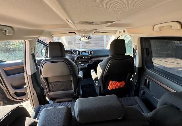 Toyota ProAce Verso (2019) 2.0 /110kW - fotka 10 z 13