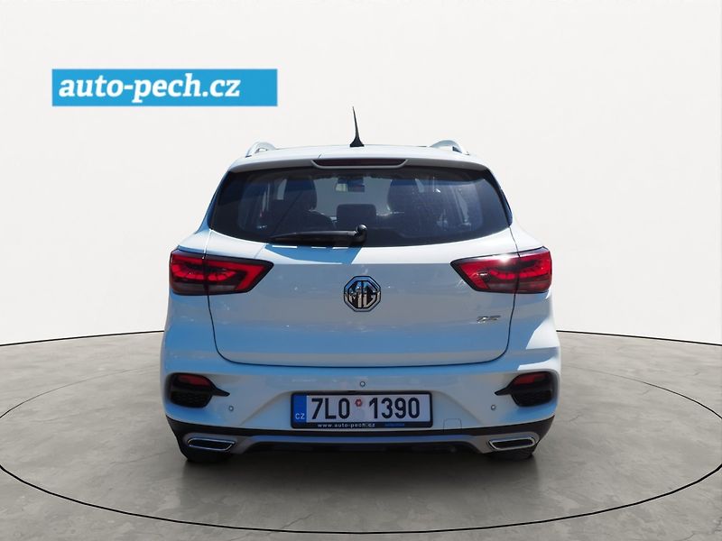 MG ZS (2023) 1.0T 82kW Elegance 1.Maj, Pano - fotka 3 z 37