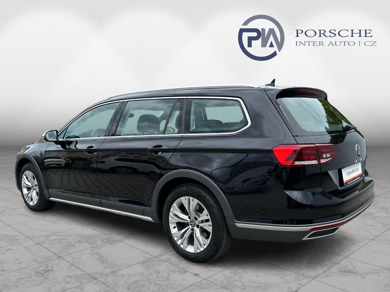 Volkswagen Passat Alltrack 2,0 TDI 147kw 4-motio - fotka 4 z 22