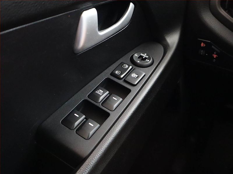 Kia Sportage (2013) 1.6 GDI - fotka 17 z 17