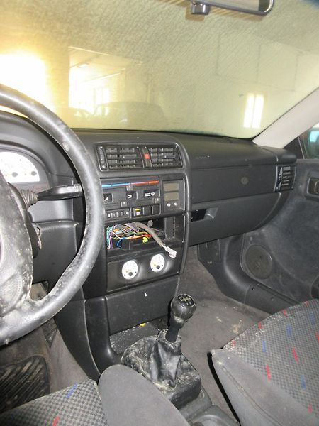 Opel Calibra (1996) 2.0 - fotka 9 z 13