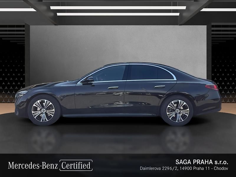 Mercedes-Benz Třídy E 200 4MATIC Avantgarde - fotka 6 z 18