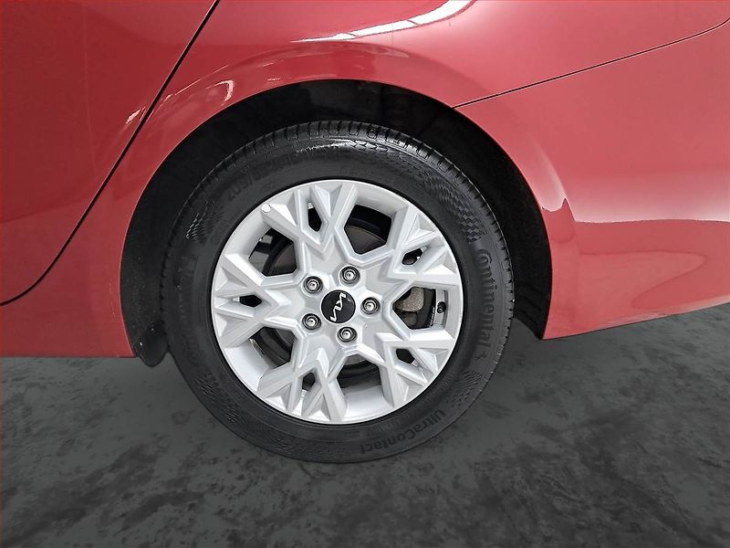 Kia Ceed (2023) 1.5 T-GDI, Serv.kniha - fotka 14 z 18