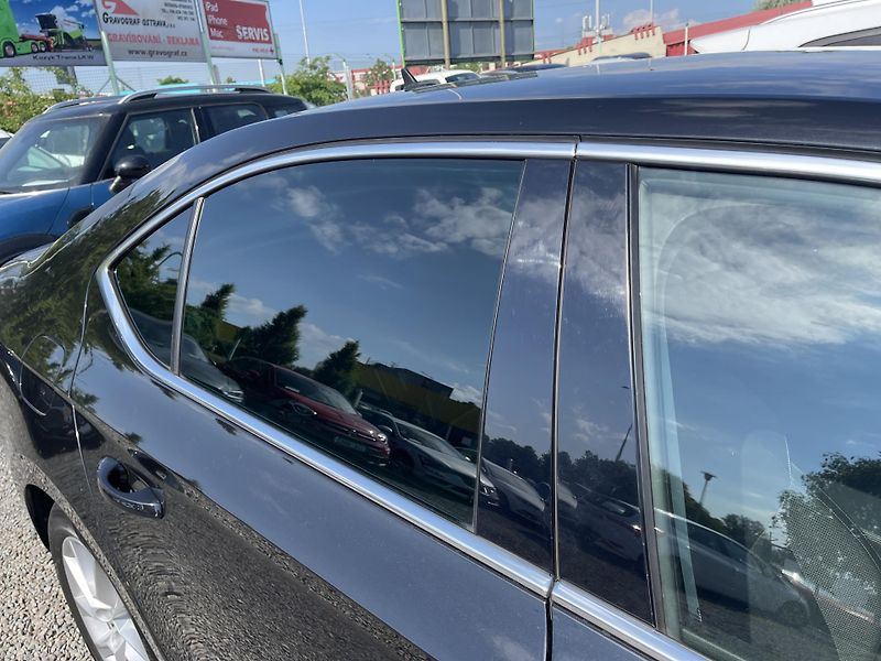 Škoda Superb 2.0 TSi Dsg 4x4 STYLE-DPH-ČR ! - fotka 2 z 54
