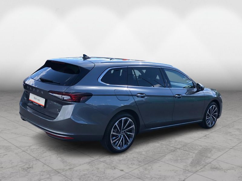 Škoda Superb combi L&K iV - fotka 2 z 30