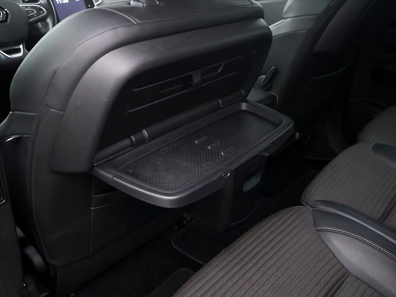 Renault Scénic 1,6 dCi 118kW EDC Bose Edition - fotka 16 z 33