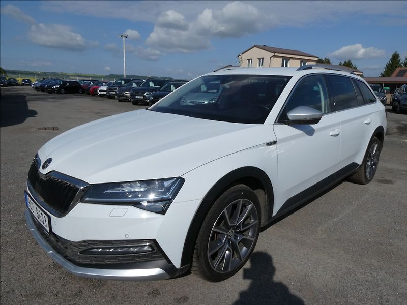 Škoda Superb 2,0 TDi 147kW SCOUT,DSG,4x4,DP - fotka 3 z 49