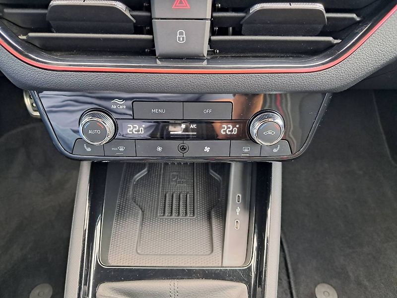Škoda Kamiq (2024) Monte Carlo 1.0 TSI / 85 kW  D - fotka 13 z 27