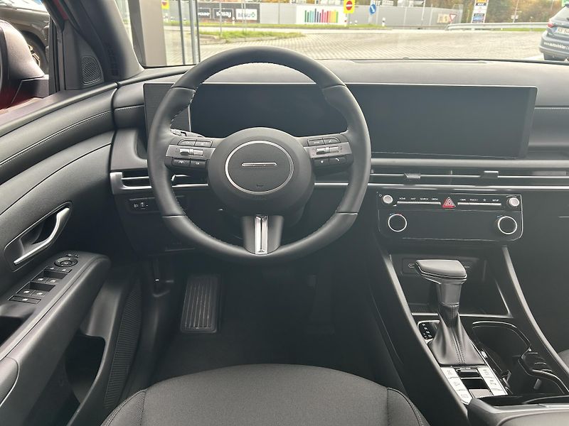 Hyundai Tucson 26 1,6 TGDI 4x4 DCT GO Czech! - fotka 11 z 31