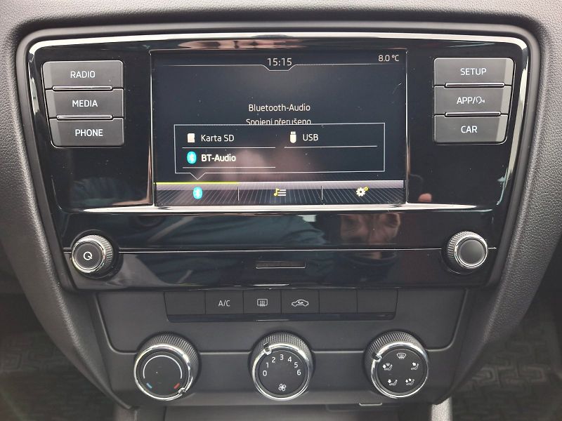 Škoda Octavia (2020) Combi Ambition DSG 1,5TSi 110k - fotka 22 z 31