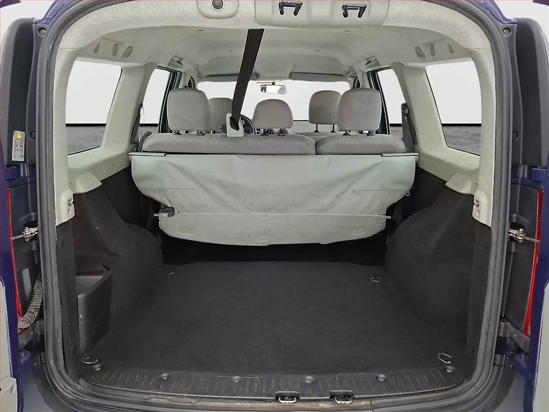 Dacia Logan (2007) 1.6, ČR,1.maj, nová STK - fotka 13 z 13