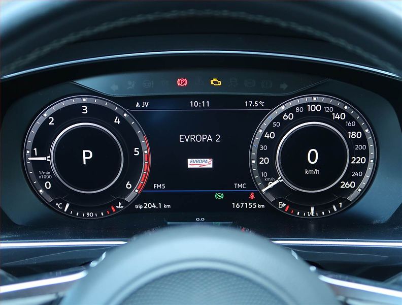 Volkswagen Tiguan Allspace (2018) R-Line 2.0 BiTDI - fotka 11 z 23