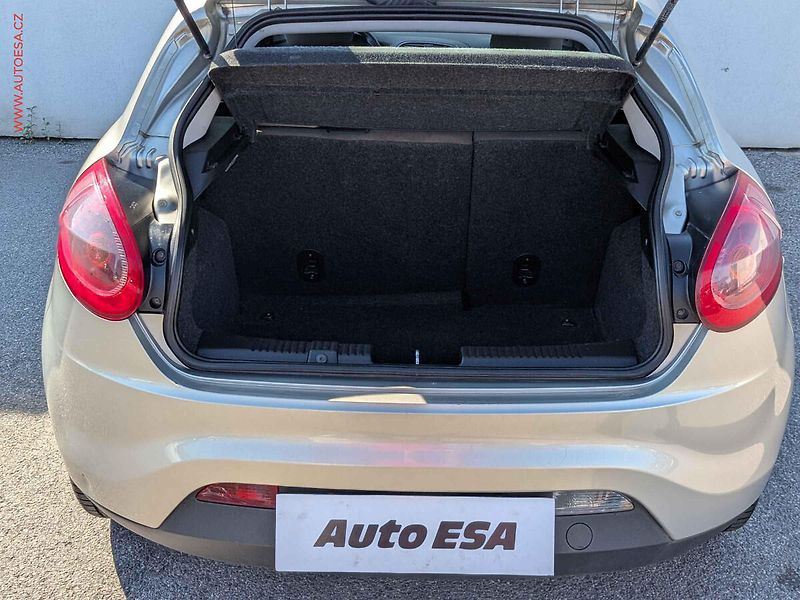 Fiat Bravo (2009) 1.4i, ČR, AC - fotka 7 z 14