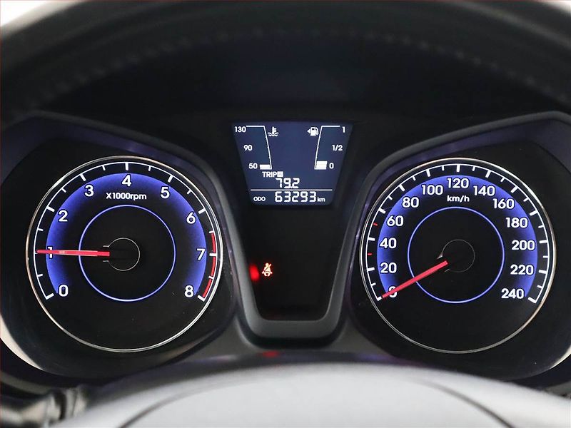 Hyundai ix20 (2019) 1.6 CVVT, Serv.kniha - fotka 8 z 11