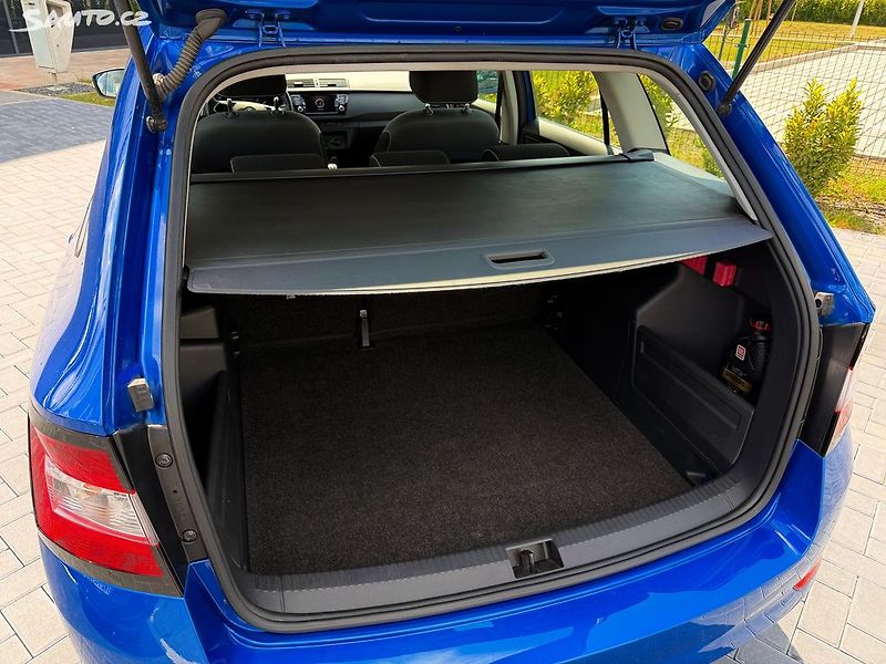 Škoda Fabia 1.0 tsi 70 kw / combi - fotka 11 z 19