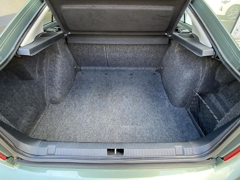Škoda Octavia 1,9 SDI 50 kW Ambiente - fotka 21 z 22