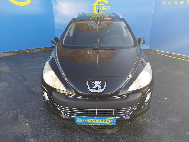 Peugeot 308 1,6 HDi 80KW SW - fotka 2 z 18