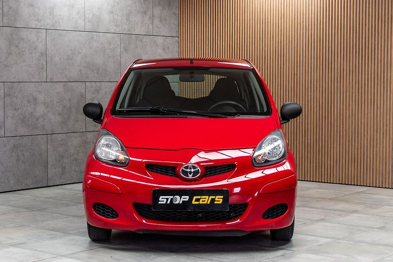 Toyota Aygo 1.0 VVT-i Terra Cool*KLIMA*ČR* - fotka 3 z 36