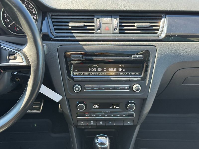 Škoda Rapid (2015) Spaceback Style + 1.4 TSI DSG - fotka 20 z 31