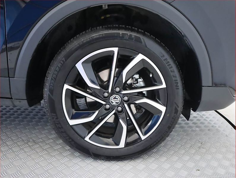 MG ZS (2024) Exclusive 1.0 Turbo, Automat - fotka 15 z 19