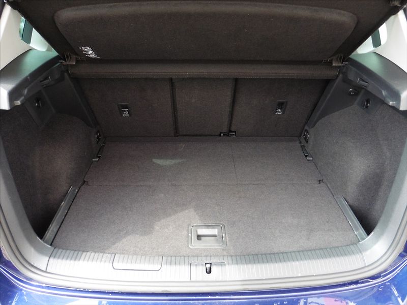 Volkswagen Golf Sportsvan 2,0 TDi Comfortline Navi - fotka 7 z 13