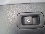 Mercedes-Benz GLB (2020) 200 120kW AUT -TAŽ.Z.-DPH - náhled 31
