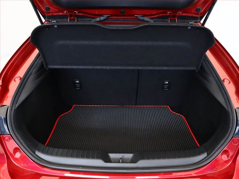 Mazda 3 (2023) 2.0 Skyactiv-G - fotka 12 z 20