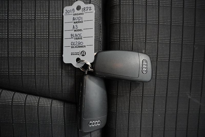 Audi A3 2.0 TFSi 140 kW SPORTBACK  DSG - fotka 29 z 29