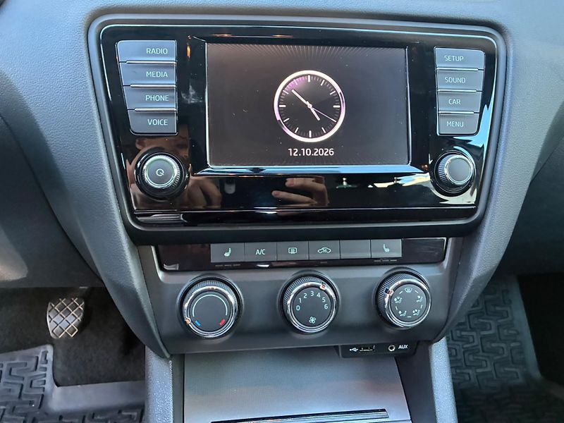 Škoda Octavia (2016) 1.6TDi, 81KW, TEMP., VYHŘ. SED - fotka 12 z 26