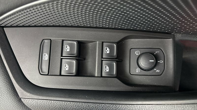 Škoda Octavia 1.5 TSI Ambition - fotka 22 z 25