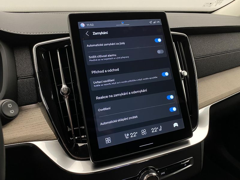 Volvo XC90 (2025) B5 AWD AUT BRIGHT PLUS 7míst - fotka 66 z 76